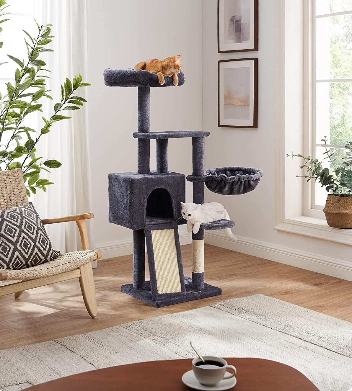 Cat Climbing Tower M16; 135cm - Dark Grey